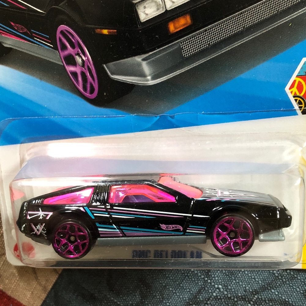 🛍️5/$20🛍️NWT DMC DeLorean - Picture 2 of 3